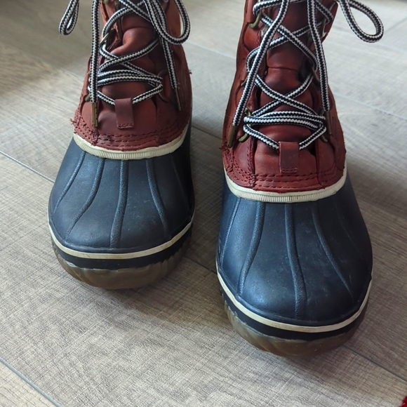 Wind River waterproof insulated duck boots US 8 - Picture 3 of 11